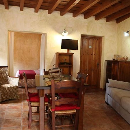 Apartamentos Rurales La Solana Robledillo De Gata Dış mekan fotoğraf