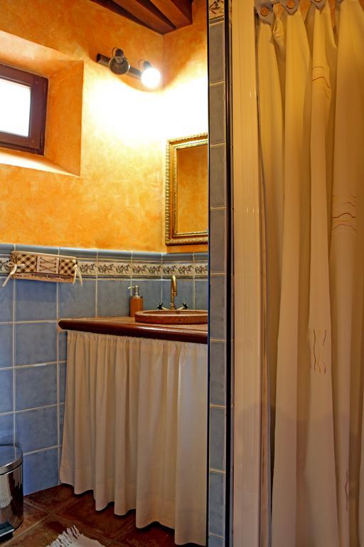 Apartamentos Rurales La Solana Robledillo De Gata Dış mekan fotoğraf