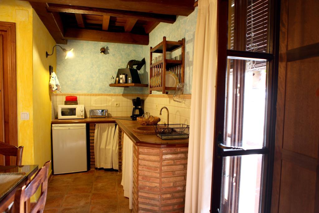 Apartamentos Rurales La Solana Robledillo De Gata Dış mekan fotoğraf