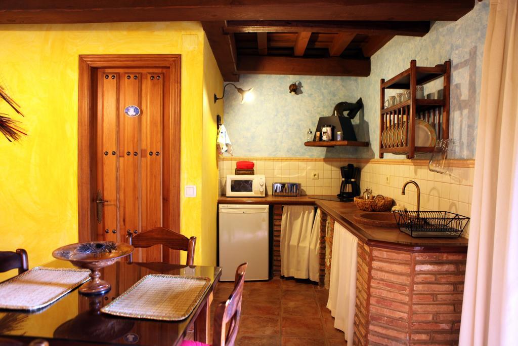 Apartamentos Rurales La Solana Robledillo De Gata Dış mekan fotoğraf