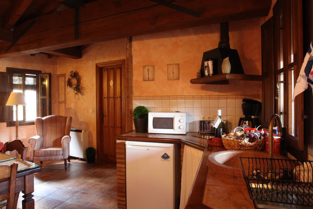 Apartamentos Rurales La Solana Robledillo De Gata Dış mekan fotoğraf