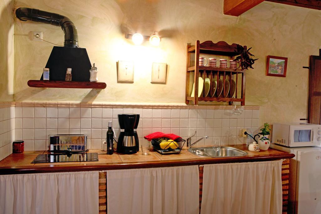 Apartamentos Rurales La Solana Robledillo De Gata Dış mekan fotoğraf